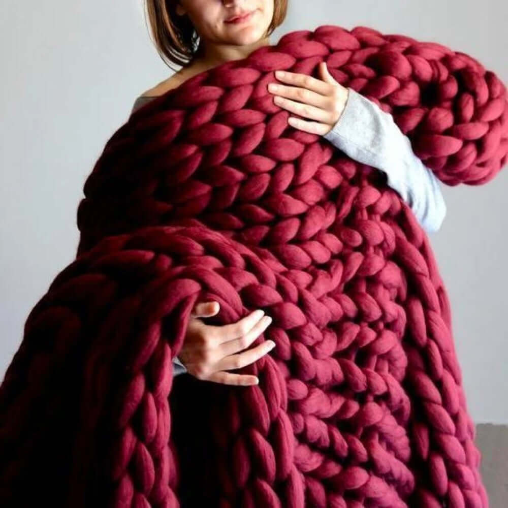 XXL Chunky Knitting Yarn Cosy Throw - Soft and Voluminous DIY Blanket